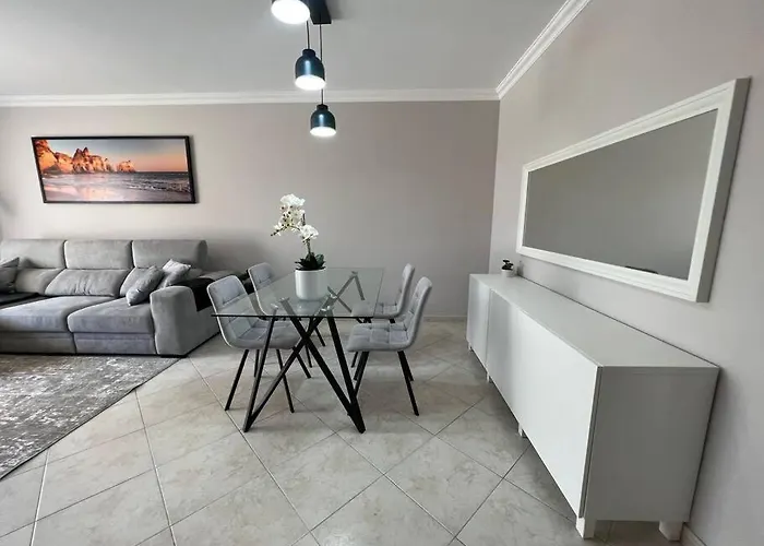 Lägenhet Luxury Modern